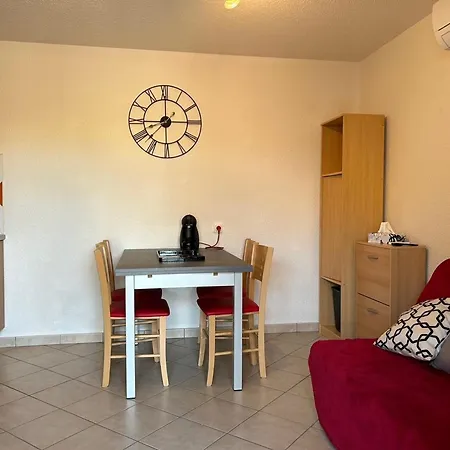 Apartamento Joli T2 Climatisé Avec Cour Privée Et Parking, à 500m Et Port - Cyprien - Fr-1-793-2 *
