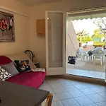 Joli T2 Climatisé Avec Cour Privée Et Parking, à 500m Et Port - Cyprien - Fr-1-793-2 Saint-Cyprien (Pyrenees-Orientales)